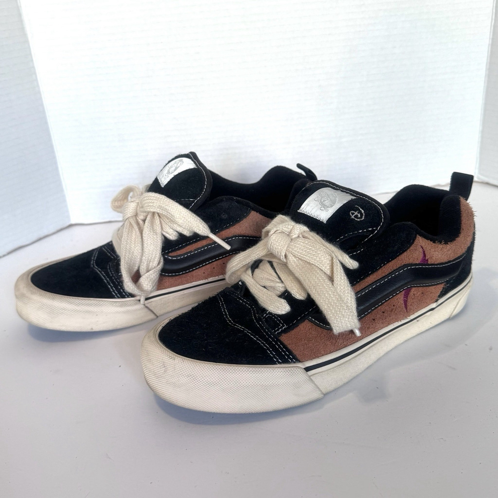 Vans x Disney 100th Anniversary Knu Skool Scar Lion King Shoes Size:9 Women - Picture 1 of 14